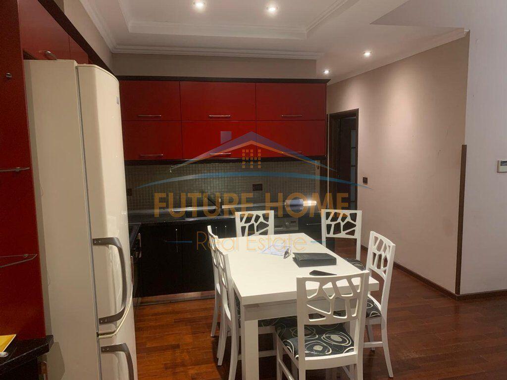 Shitet, Apartament 2+1+2+Post Parkimi, Liqeni Artificial, Tirane