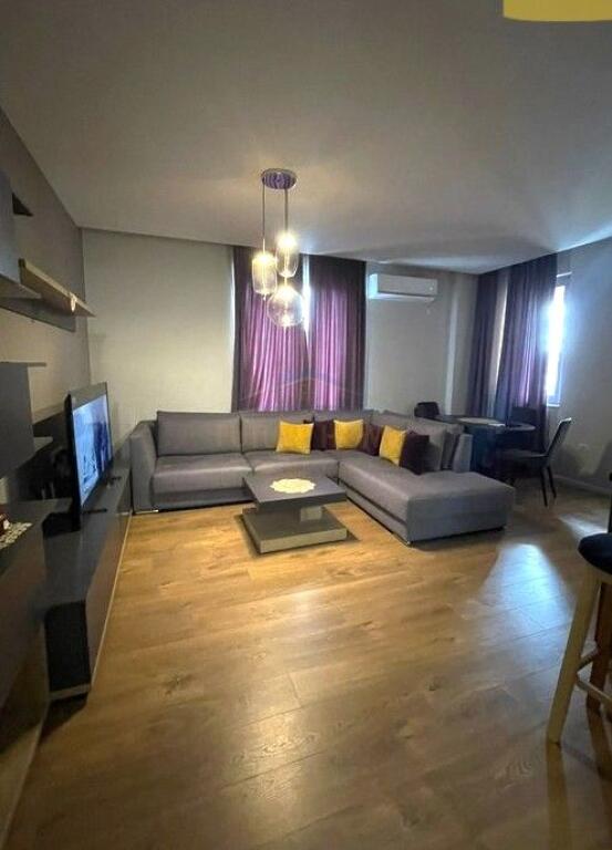 Affitto, Appartamento 2+1+2, Via Bardhyl, Tirana.