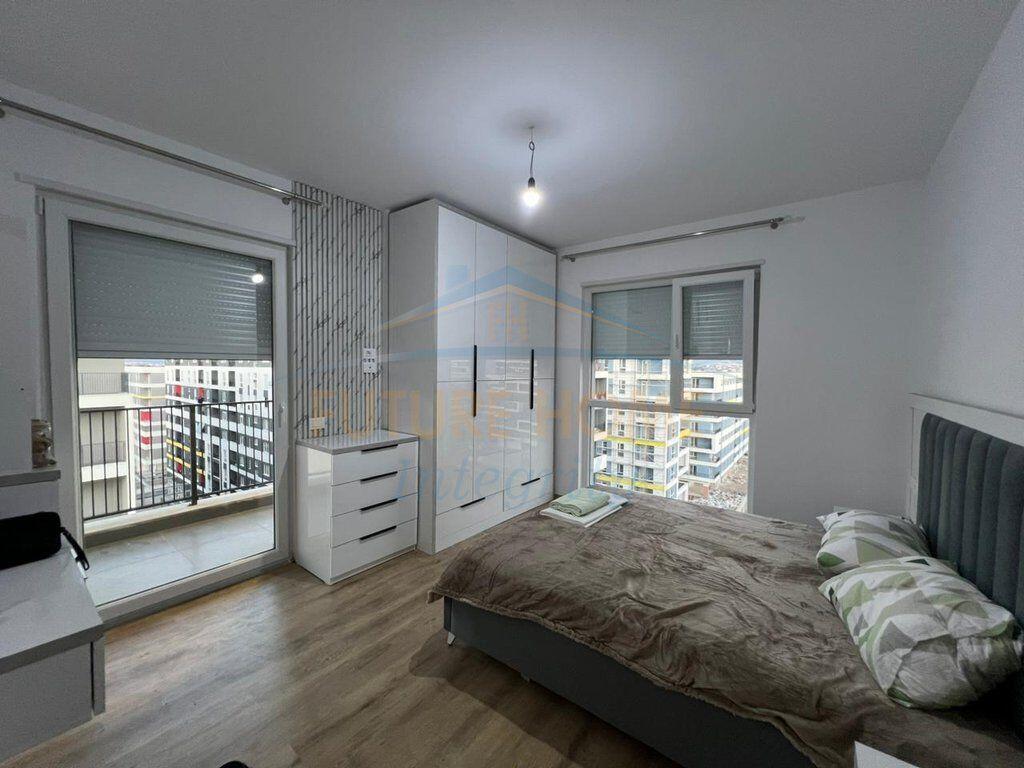 Affitto, Appartamento 2+1, Complesso Univers City, Tirana.