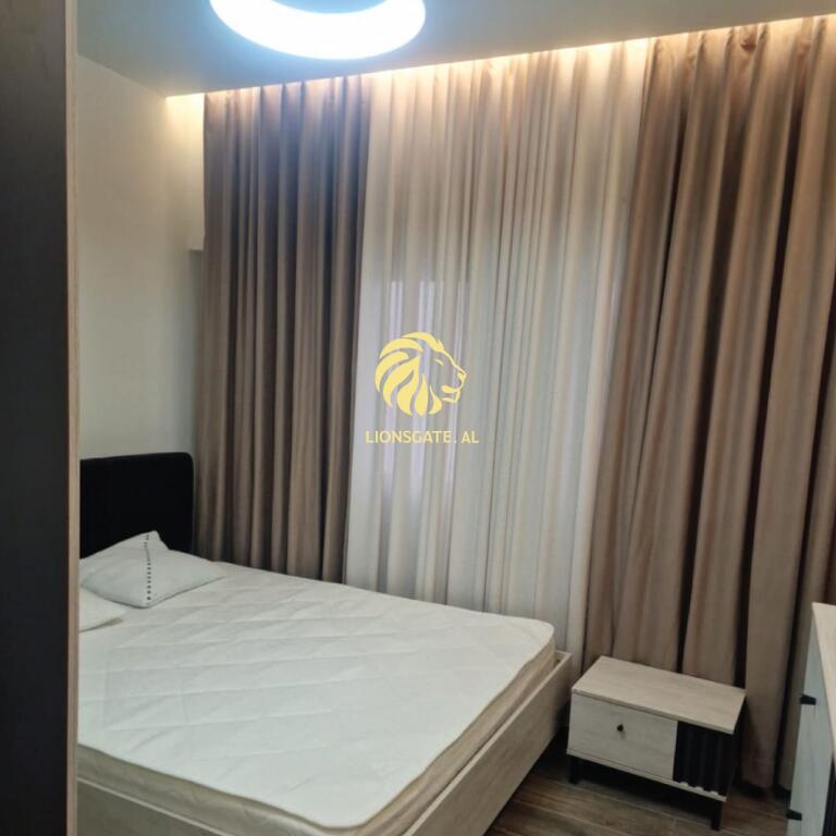 🏡 APARTAMENT 2+1 ME QIRA – TEK STACIONI I TRENIT