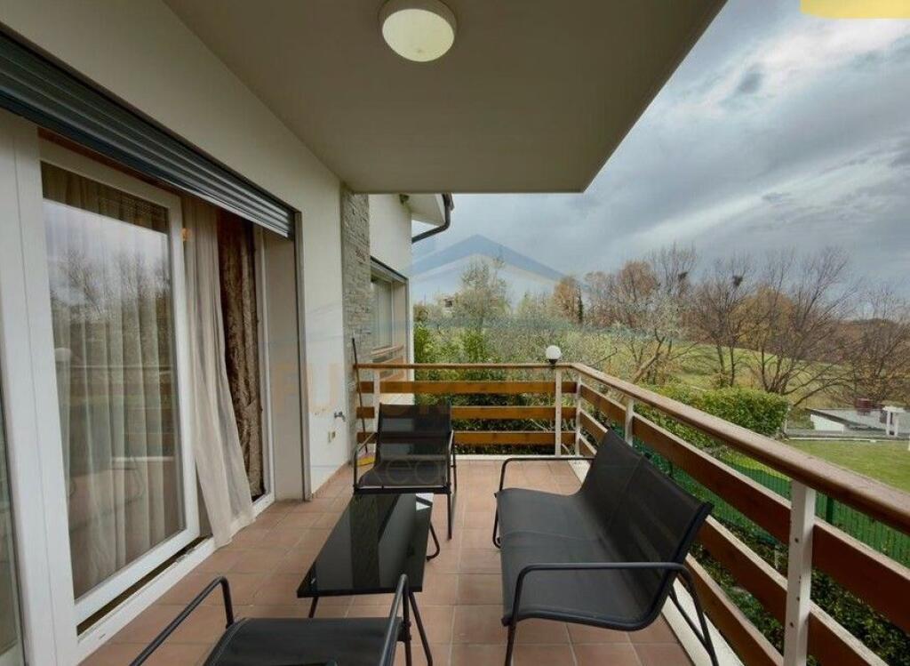 Rent, Apartment 3+1+2+2 Parking Spaces, Long Hill Residence