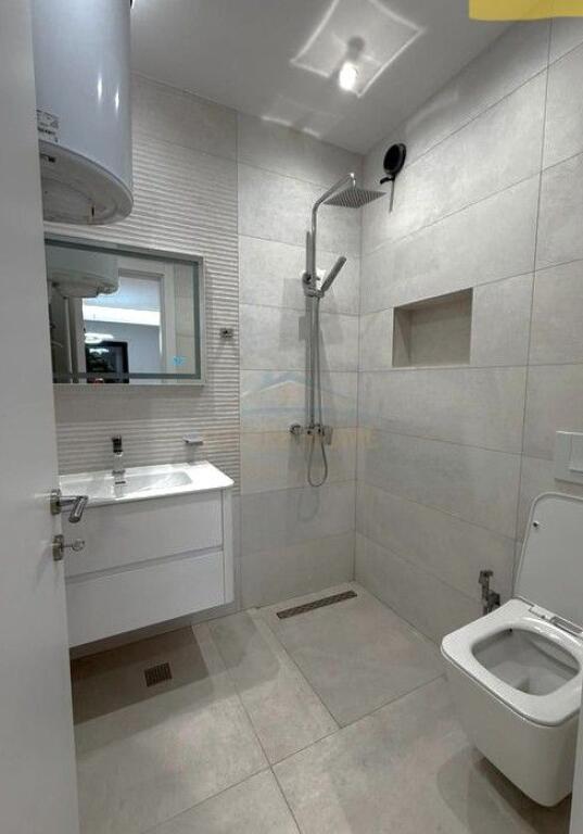 Affitto, Appartamento 2+1+2, Residenza Kodra e Diellit 2, Tirana.
