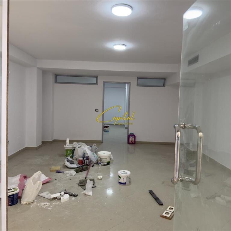 WAREHOUSES FOR RENT 60 M2 FRESKU 25,000 LEKE
