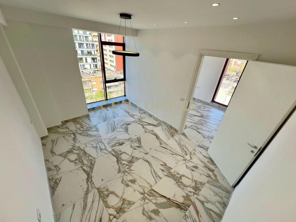 FOR SALE – Super 1+1 Apartment on Kavaja Street | Ideal for Residence &amp; Business