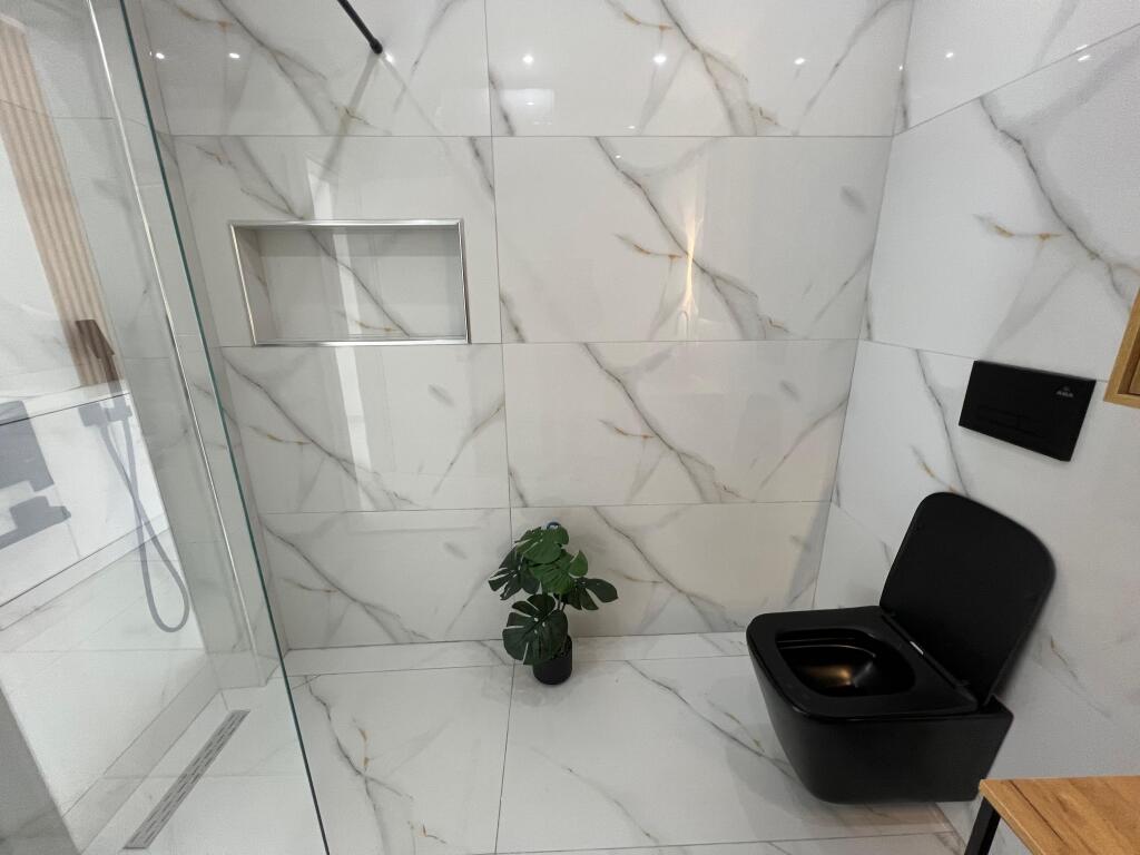 Jepet apartament me qera 1+1