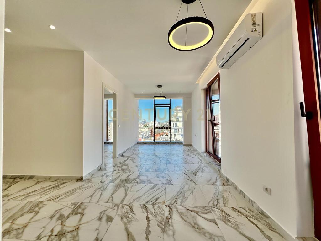 FOR SALE – Super 1+1 Apartment on Kavaja Street | Ideal for Residence &amp; Business