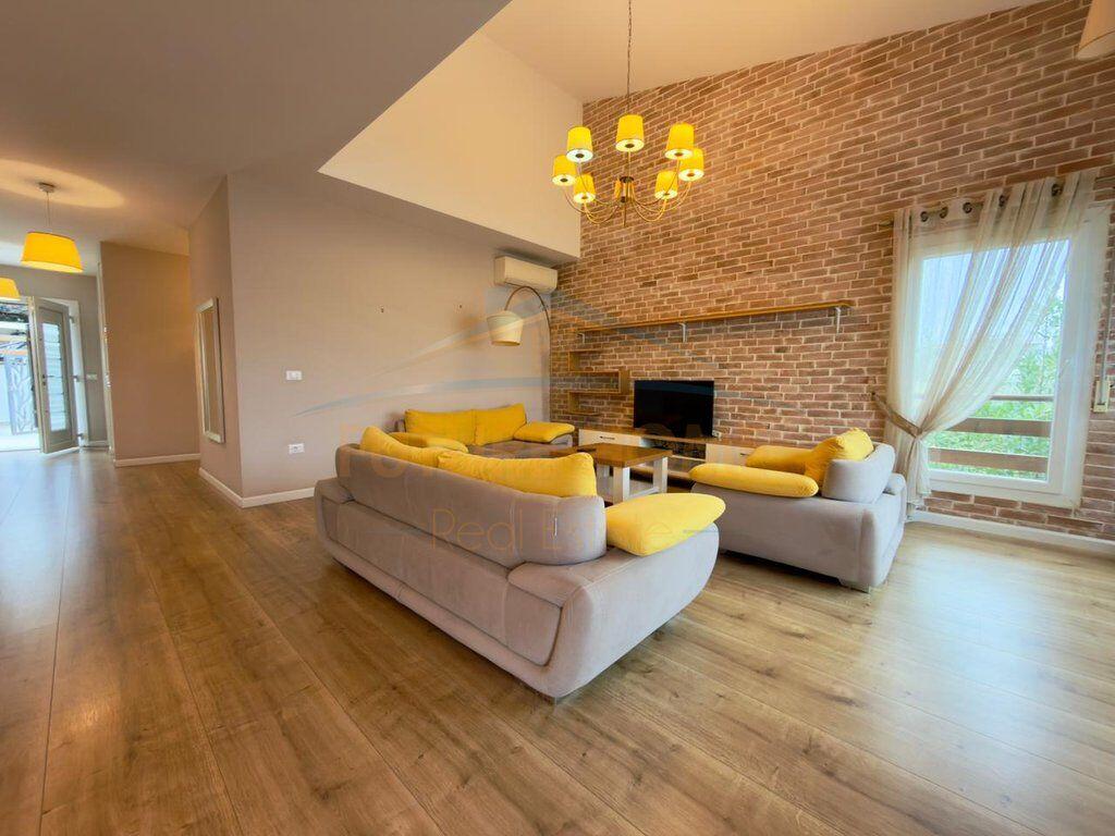 Qera, Apartament 3+1+2+2 Poste Parkimi
