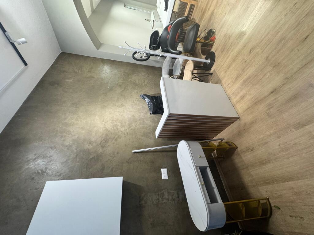 🏢 Business Space for Rent 50 m2– Selvia