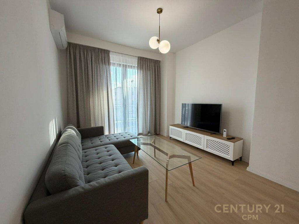 APARTMENT 2+1+PARKING SPACE NEAR THE NEW MARKET !!!