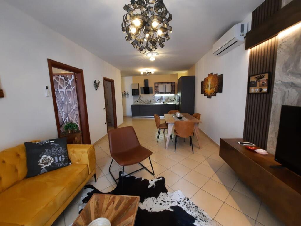 Appartamento in affitto 2+1 QUARTIERE 13 DURRES