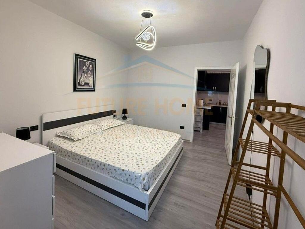 Qera Apartament 1+1 450 Unaza e Re
