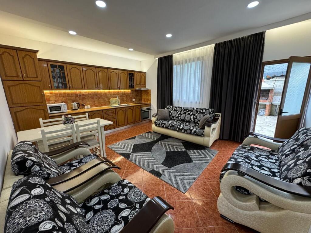 villa in affitto a Shkallnure prezzo 500 euro