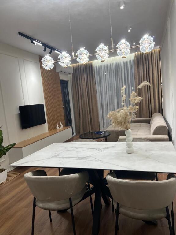 Affittasi appartamento lussuoso 1+1 nuovo a Porcelan