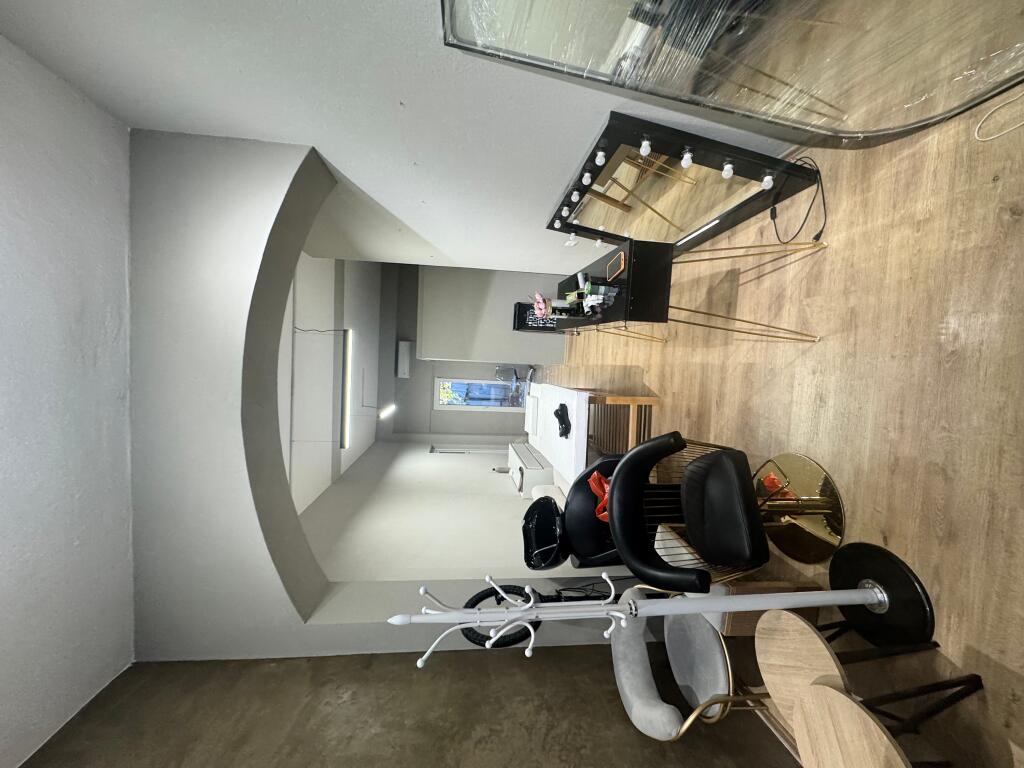 🏢 Business Space for Rent 50 m2– Selvia