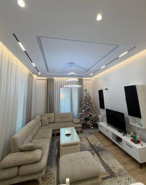 Affitto, Appartamento 2+1+2 Bagni, Square 21