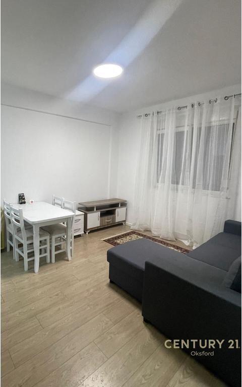 APARTAMENT PËR QIRA 1+1 TEK LIQENI I THATË! 500 € /Muaj