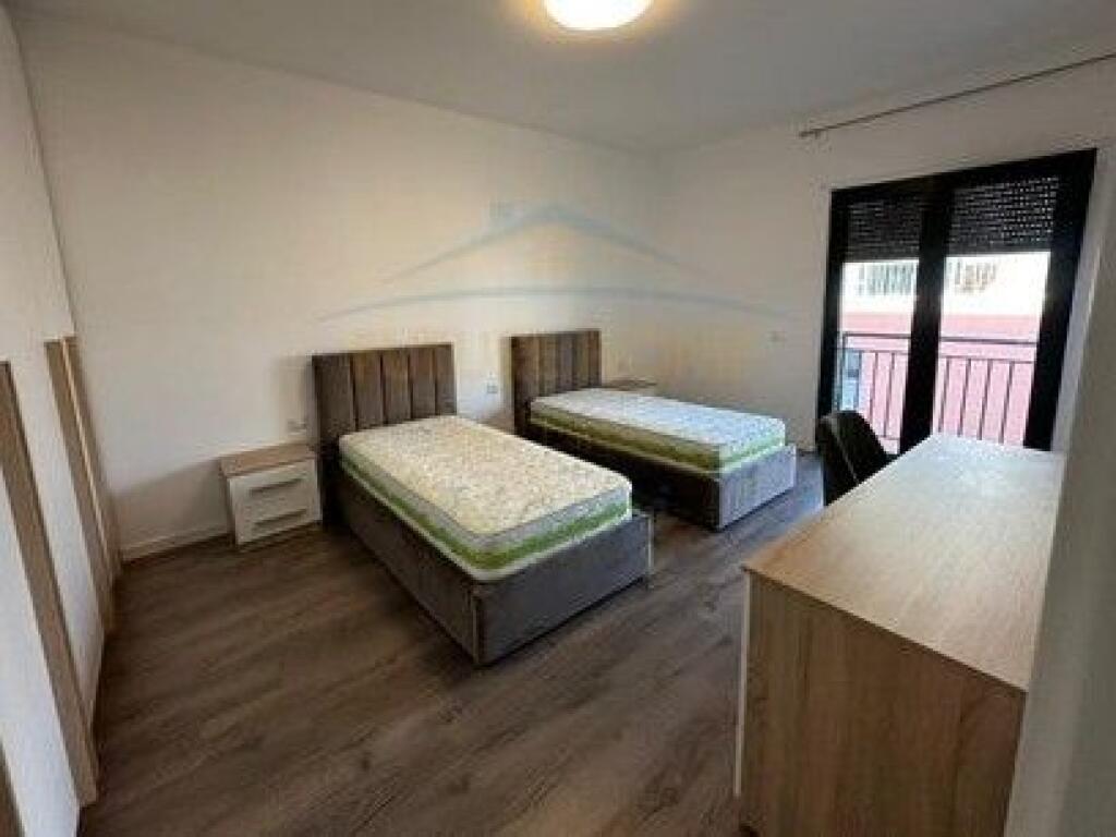 In affitto, Appartamento 2+1+2 POSTI AUTO Green City Residence, Tirana..