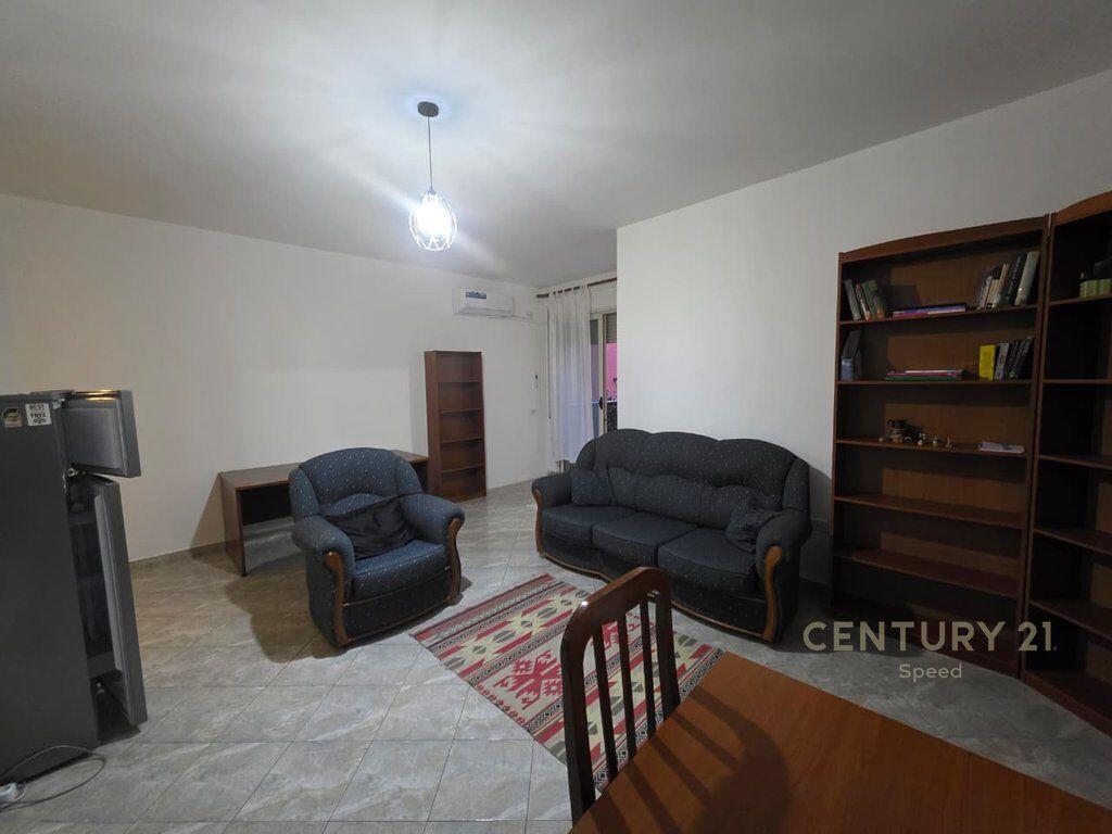 Japim me qira apartament 1+1 tek Liqeni i Thate ! 470 € /Muaj