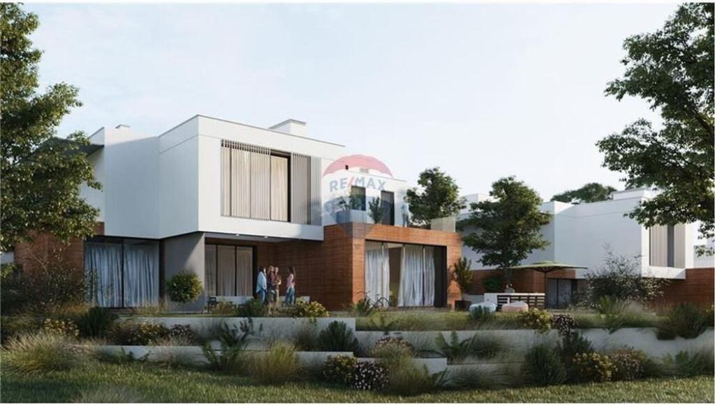 Villa in vendita sul lago di Farka!