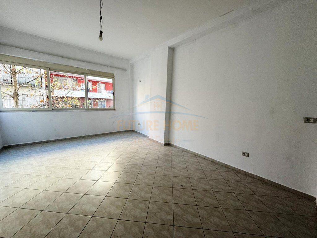 For sale, Apartment 1+1, Fresk, Tirana.
