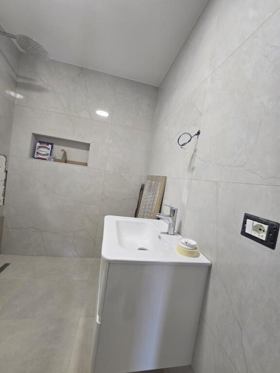 Apartment 2+1 Empty for Rent at Aviation Field. Price 600 Euro