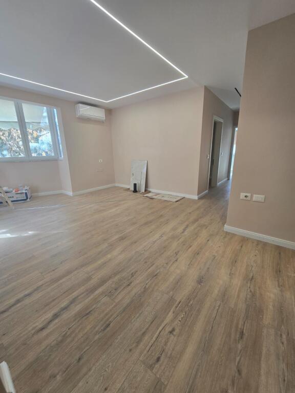 Apartment 2+1 Empty for Rent at Aviation Field. Price 600 Euro