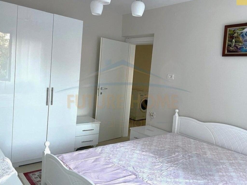 Affitto, Appartamento 2+1, Via Fortuzi, Tirana