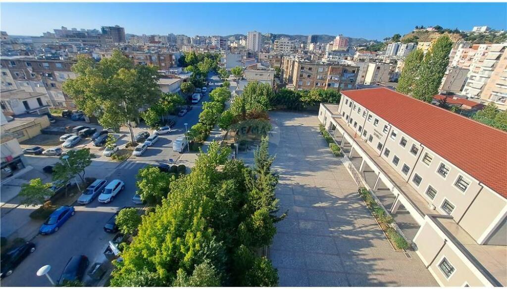 3+1+2 APARTMENT FOR SALE