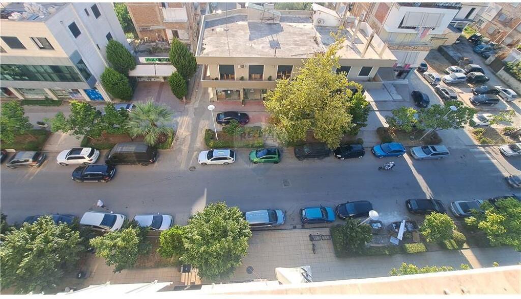 3+1+2 APARTMENT FOR SALE
