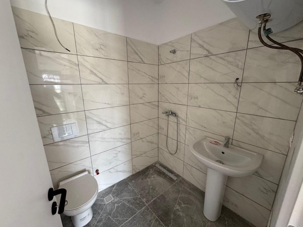 Apartment 2+1+2 for sale  Address: Kodra Diellit  Total area 92.7  Net area 76 m2  Price 185,000€