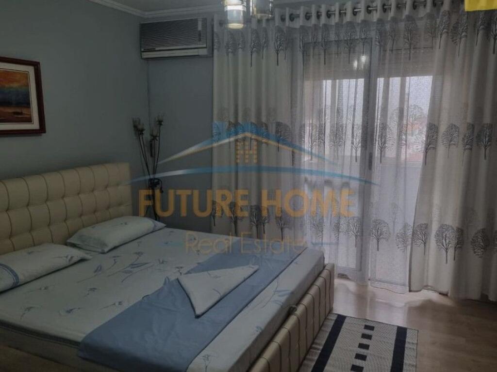 Qera, Apartament 2+1, Rruga e Barrikadave