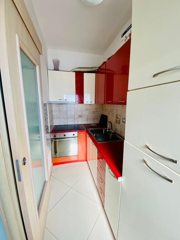 Appartamento in affitto 2+1+2 con vista fantastica sul mare a Vollga Durres