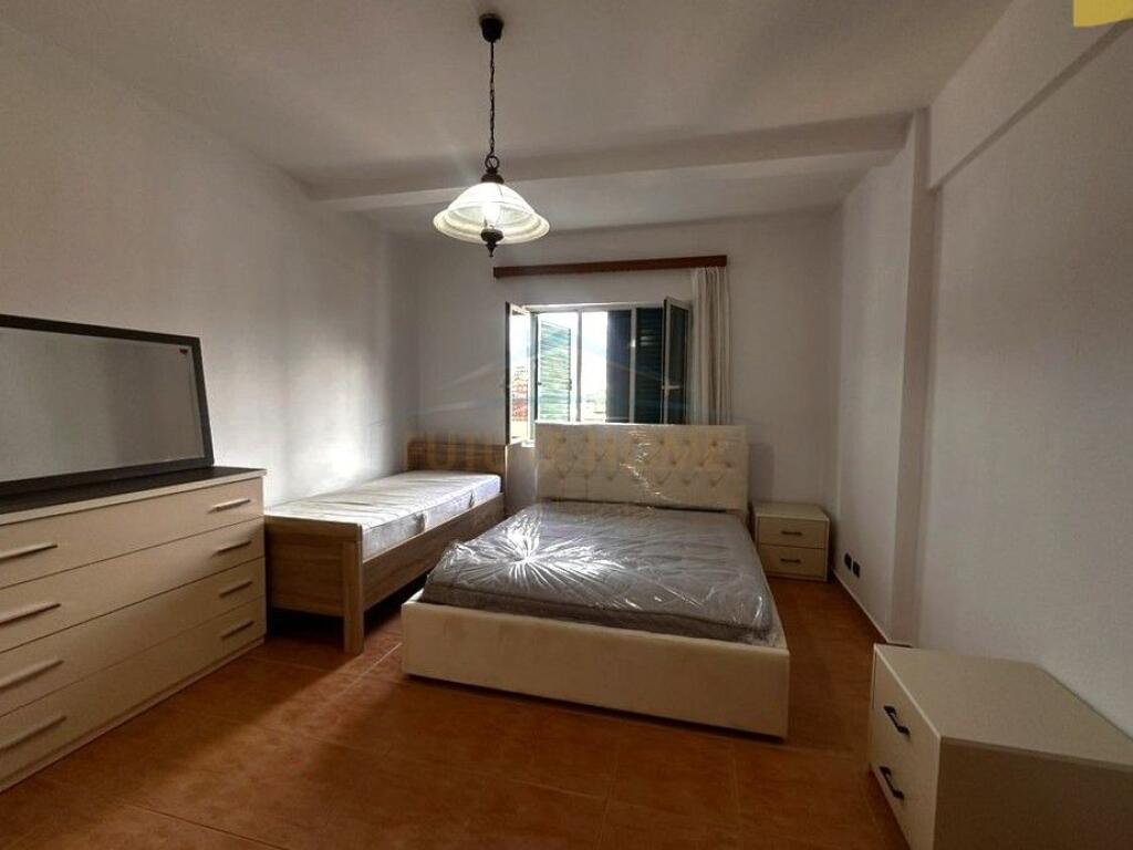 Qera, Apartament 1+1, Rruga Karl Gega, Tiranë