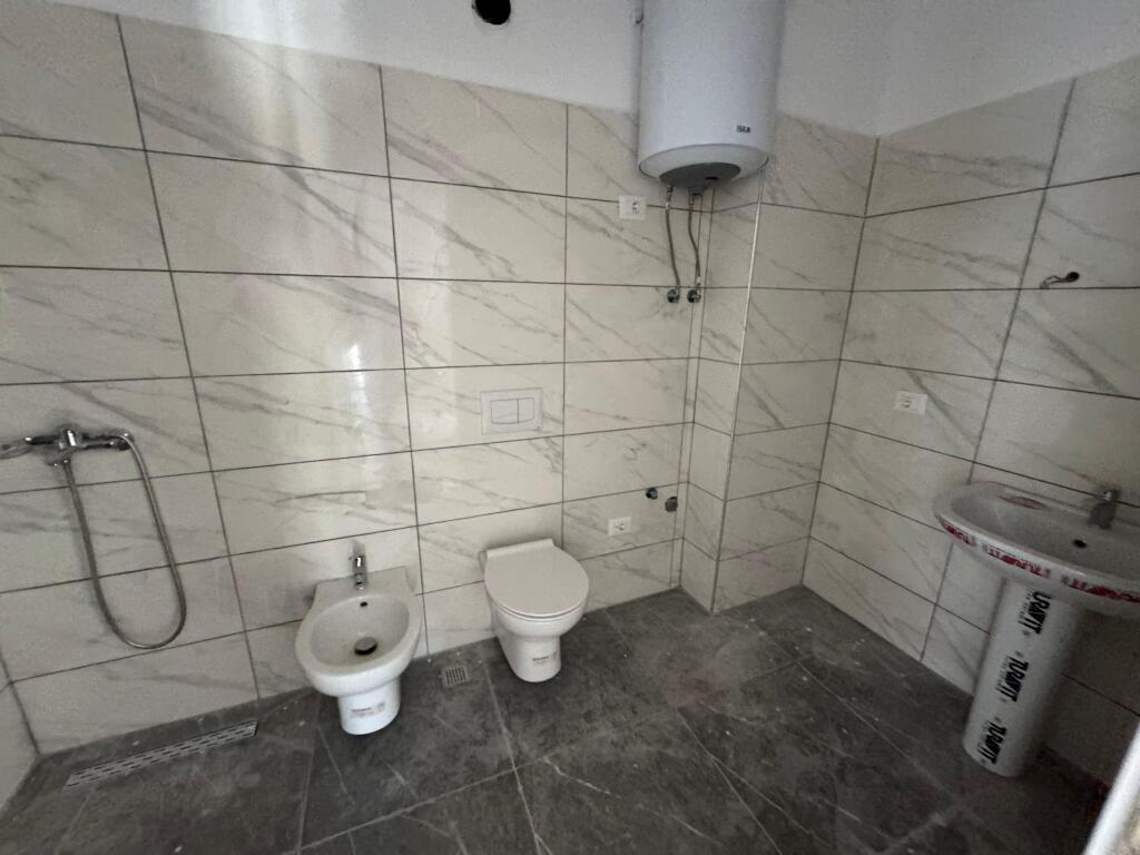 Apartment 2+1+2 for sale  Address: Kodra Diellit  Total area 92.7  Net area 76 m2  Price 185,000€