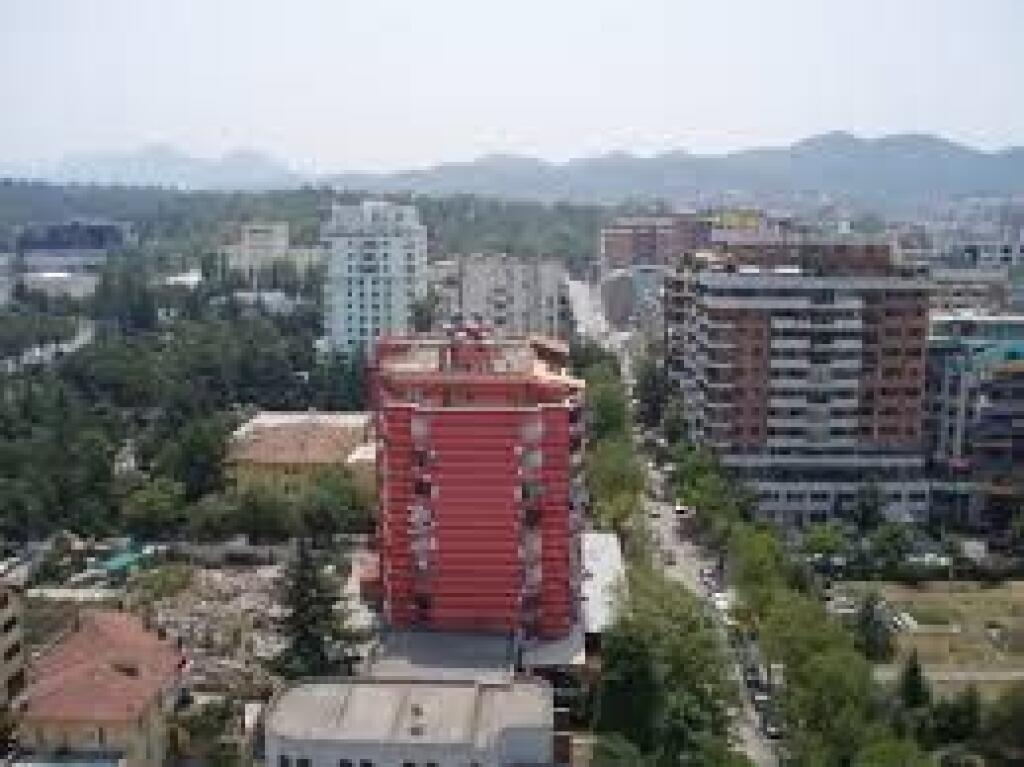 🏠 Studio Apartment for Rent – Sami Frashëri Street, Bllok