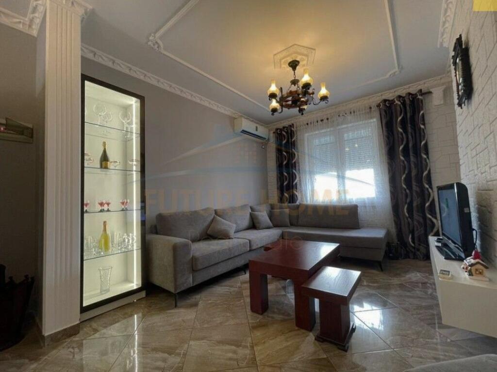 Rent, Apartment 2+1+2, Bllok