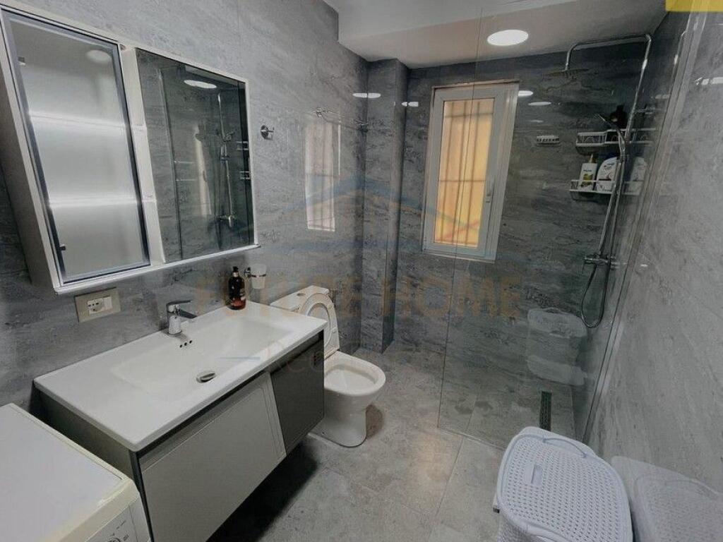 Affitto, Appartamento 2+1, Bllok, Garda, Tirana.