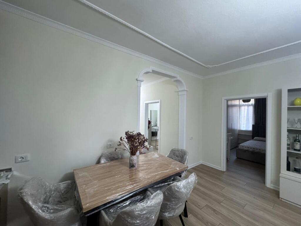 🏡 Apartament 3+1+2 me Qira – Stadiumi Dinamo