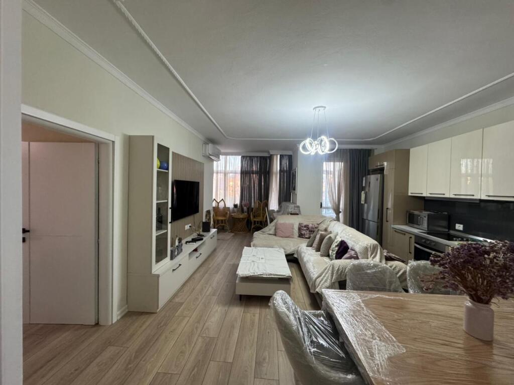 🏡 Apartament 3+1+2 me Qira – Stadiumi Dinamo