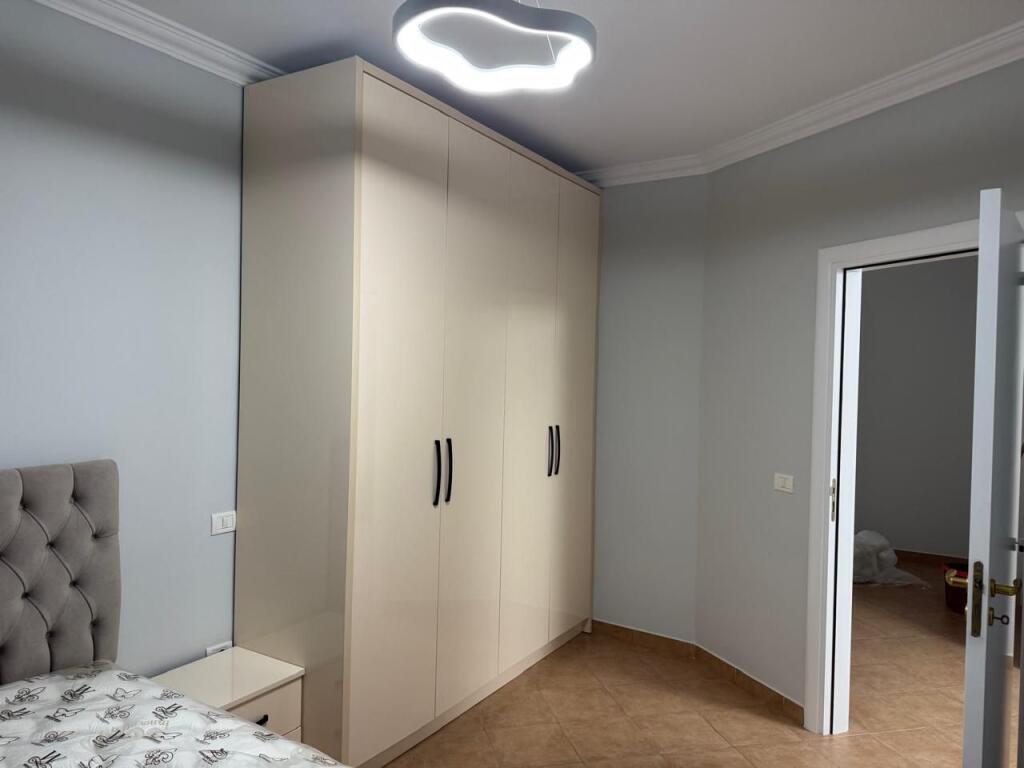 AFFITTASI APPARTAMENTO 2+1 📍 Via Kavaja – dietro la Chiesa