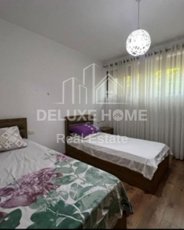 Apartament me Qira – Pranë Kopshtit Botanik