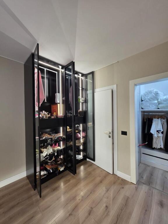 🏡 Appartamento 2+1 in Vendita – Comune di Parigi