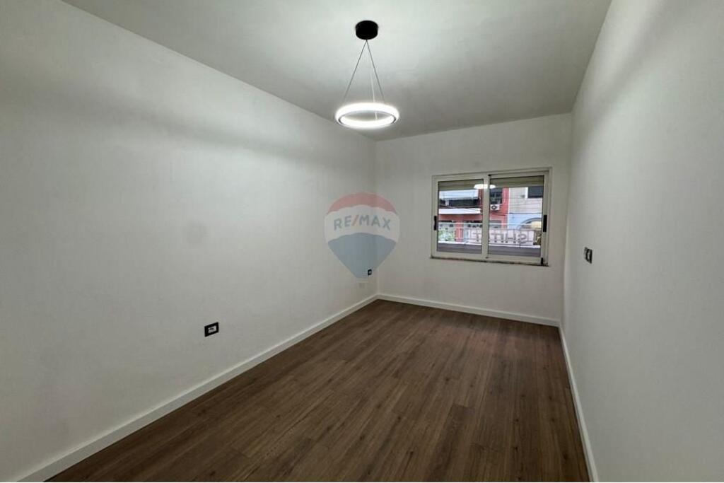 Appartamento 1+1 in vendita–Komuna Parisit.
