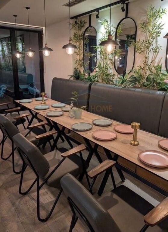 In vendita, Bar Lounge Business, vicino al Palazzo con Freccia, Tirana