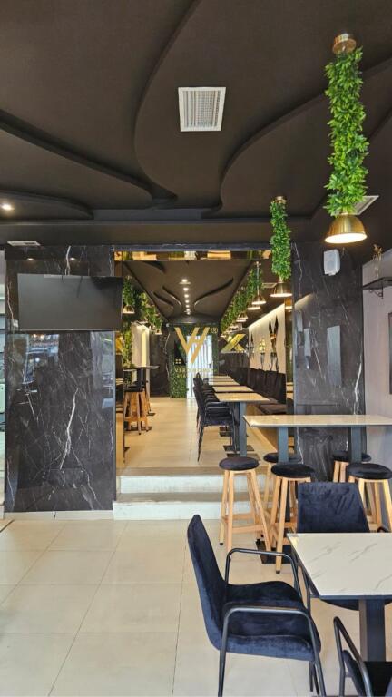 SHITET BIZNES BAR LOUNGE NE BLLOK 20.000 EURO