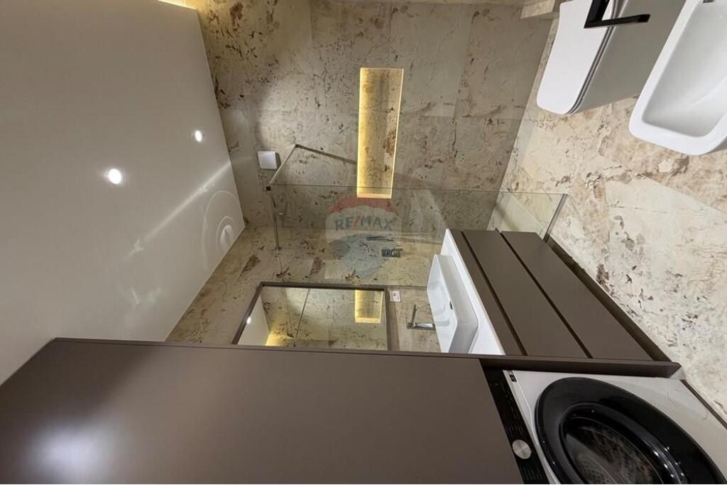 Apartament  Për Qira 3+1+2  Liqeni i Tiranës, Tiranë