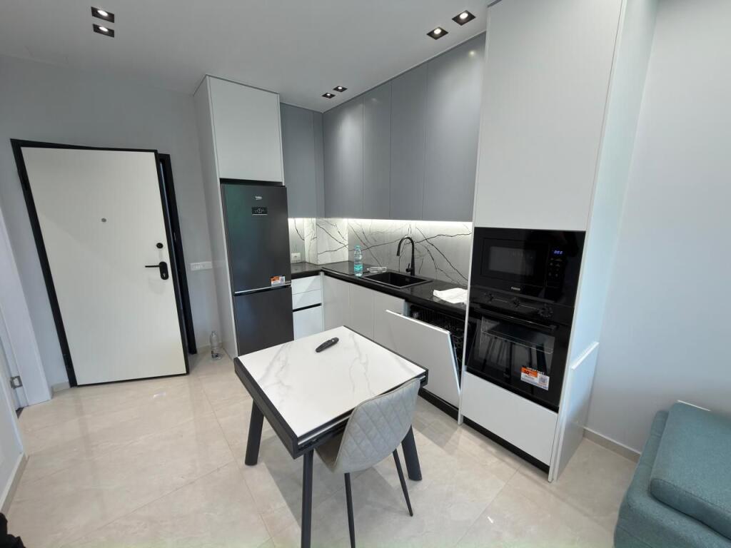 🏡 Appartamento 1+1 in affitto 📍 Via 5 Maji, Tirana💶 Prezzo: 500 € / mese