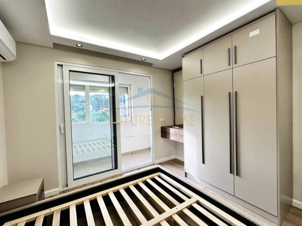 Apartment 1+1 for sale, Mozaiku i Tiranes, 21 dhjetori