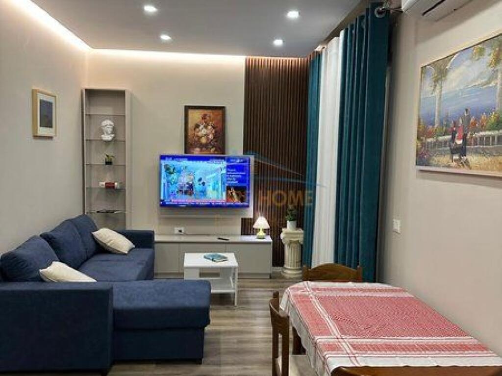 Affitto, Appartamento 1+1, Via Saracëve, Tirana