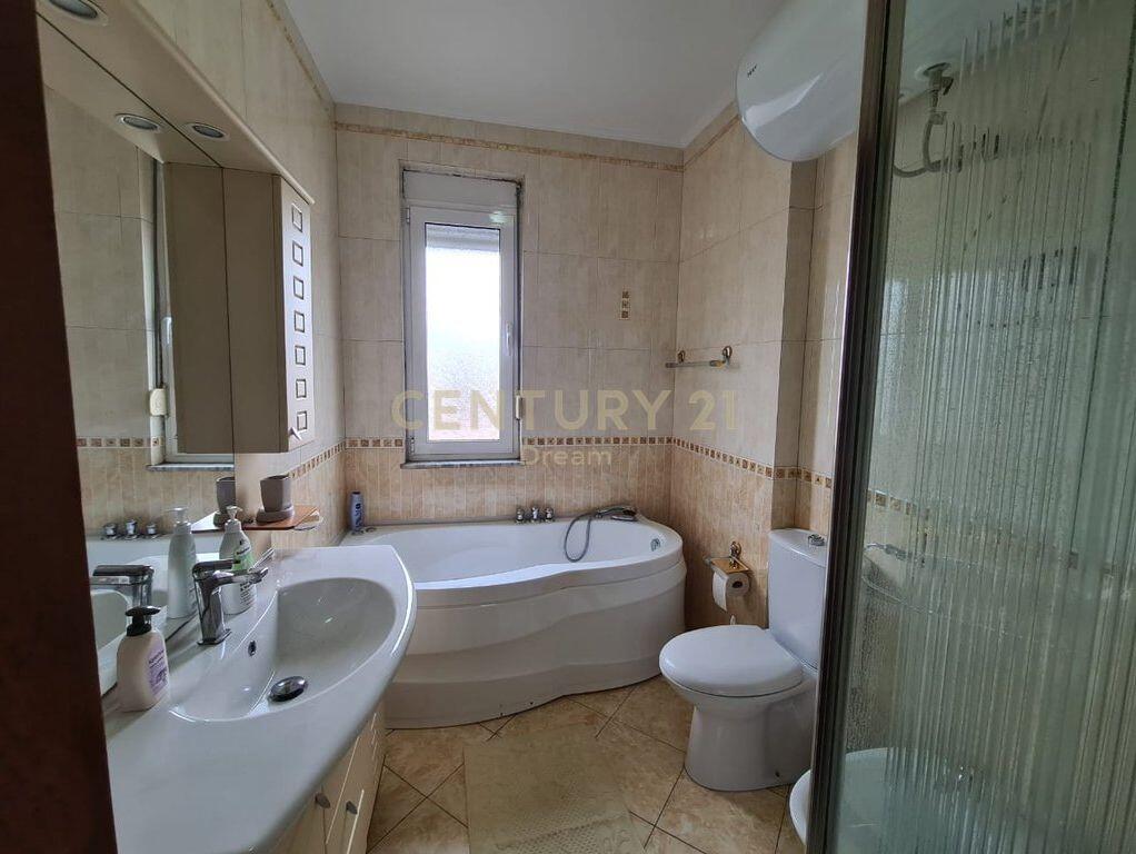 Apartment 2+1+2T for Rent in Bllok – Urban address with style and comfort